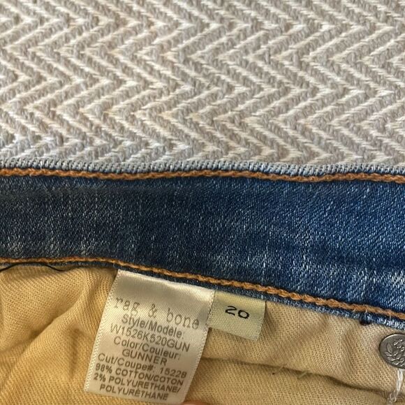 Rag & Bone Capri Distressed Skinny Jean Woman’s Size 26 - Picture 4 of 5